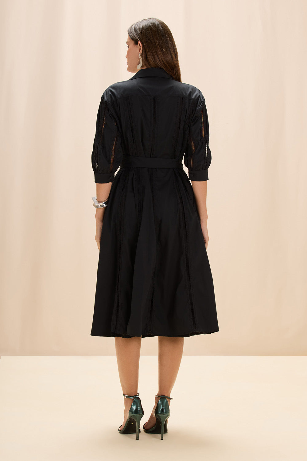 VESTIDO MIDI LINHO SOLENNE PRETO