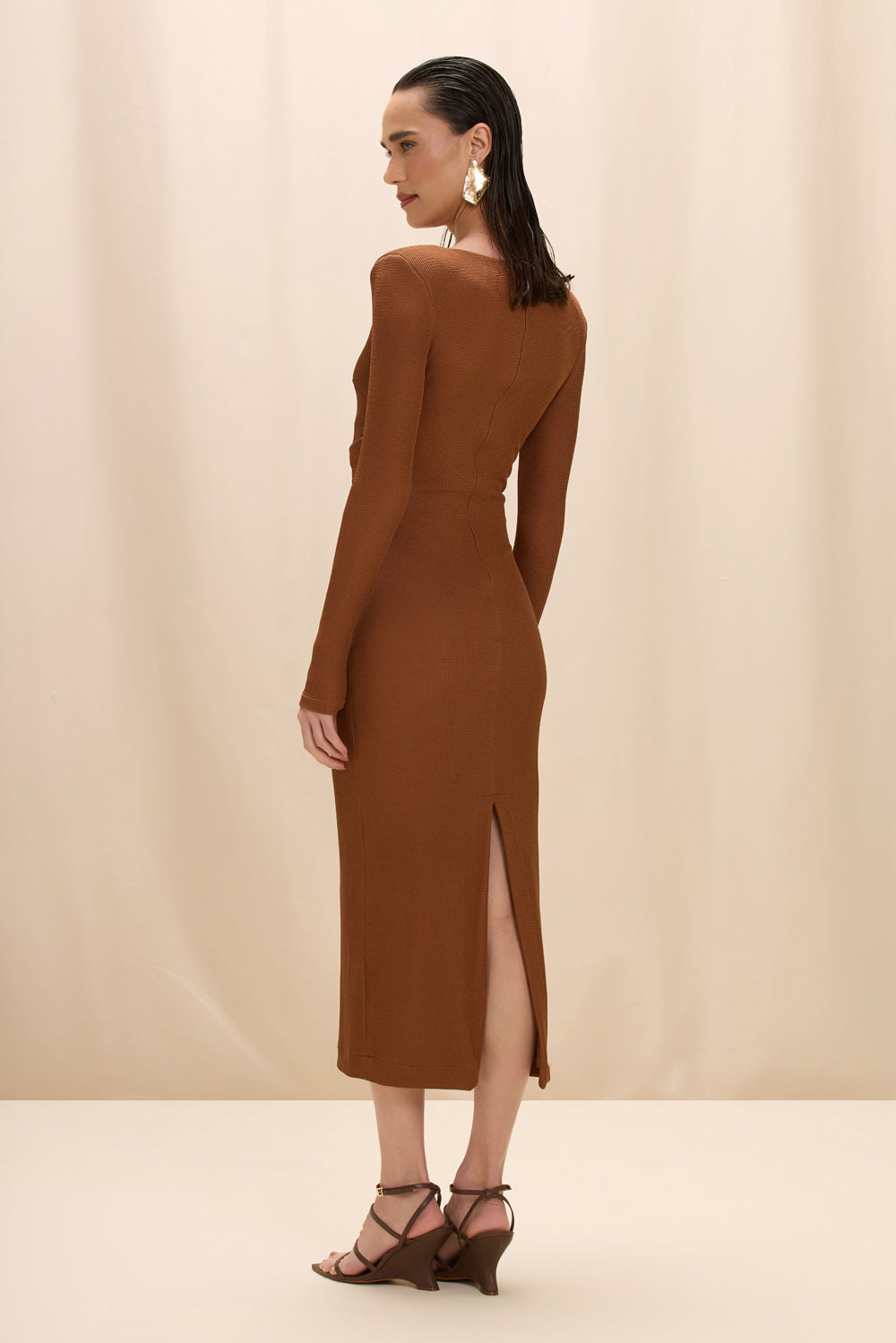 VESTIDO MIDI MALHA CORA MARROM
